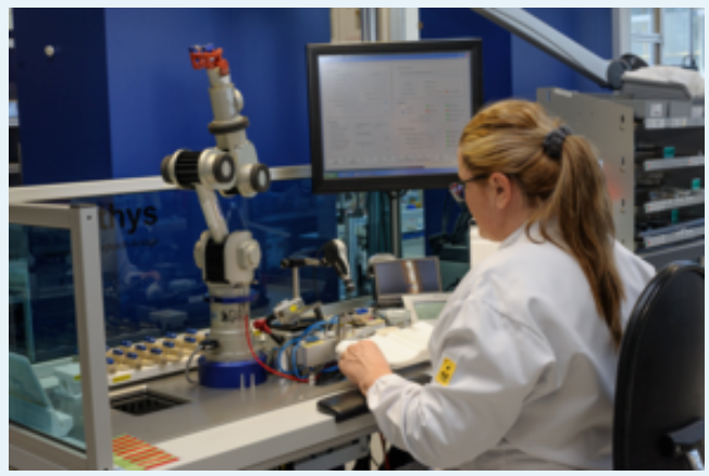 心有繁花自芬芳 ，一起感受英福康科技“她